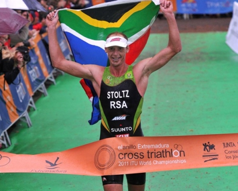 Conrad Stoltz conquers inaugural ITU Cross Triathlon World Championship