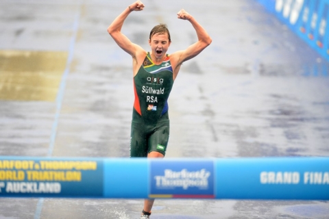 Wian Sullwald runs away to 2012 ITU Junior Men’s World Championship
